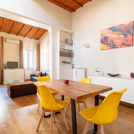 Modern, Bright Near Boboli Gardens & Santo Spirito - Homeunity Florence Extérieur photo