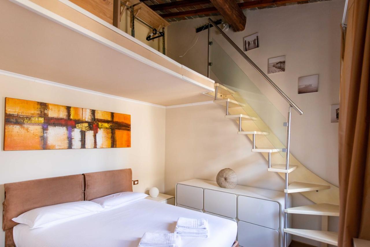 Modern, Bright Near Boboli Gardens & Santo Spirito - Homeunity Florence Extérieur photo